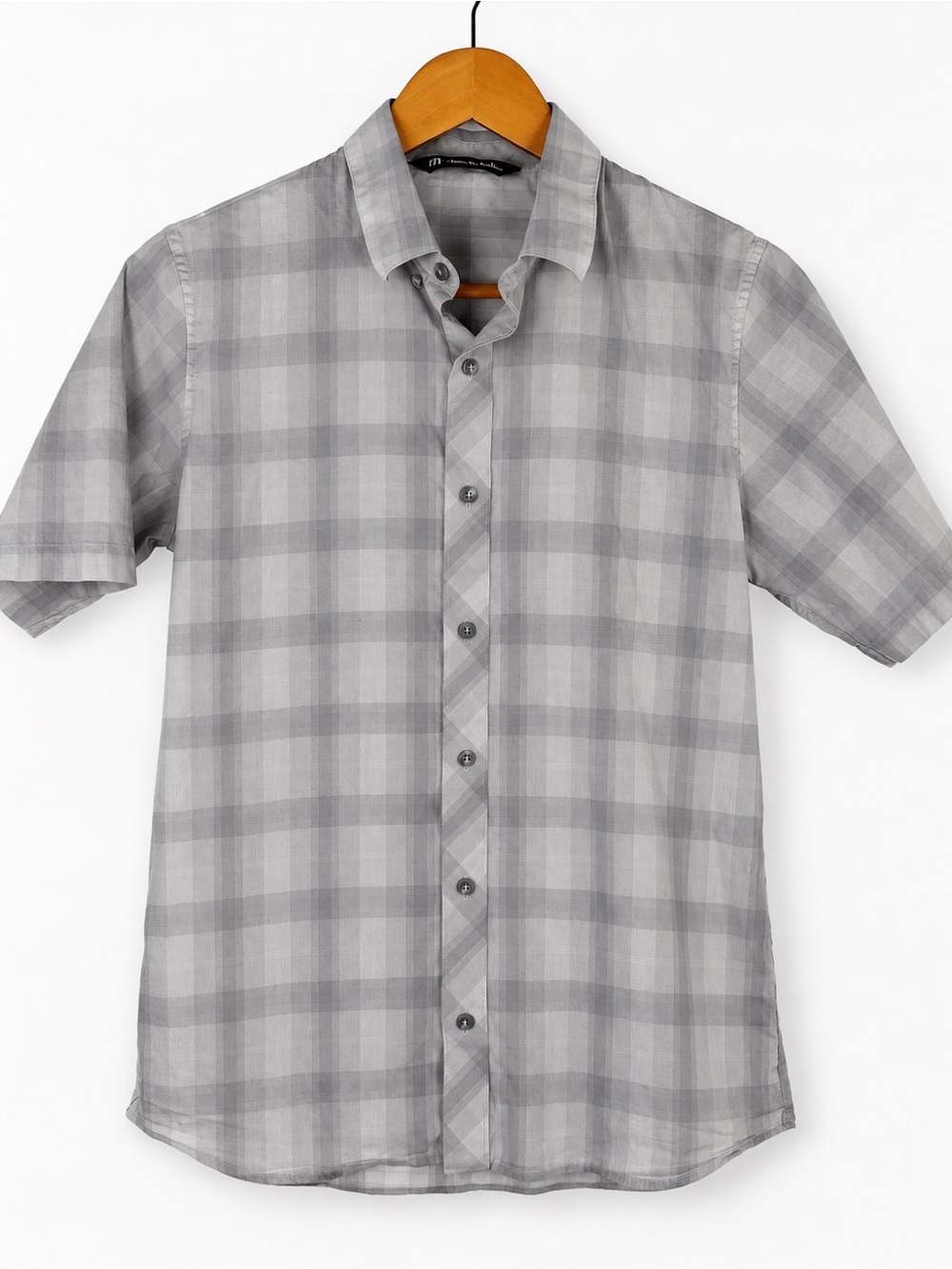 Travis Matthews small men’s office outdoor causal grey plaid collar button down